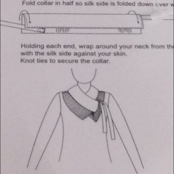 Soft Surrounding Beige Wool/Silk Knit Collar Scarf - Picture 3 of 6